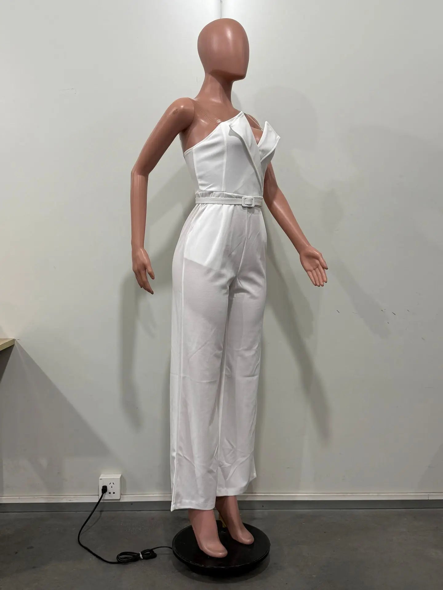 CM.YAYA Women Wide Leg Strapless V-neck Sleeveless Jumpsuits 2025 Summer OL Beach Night Club Party Street One Piece Suit Romper.