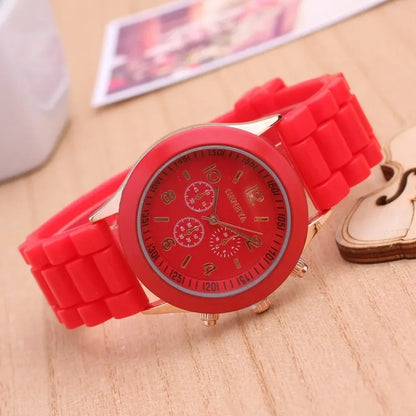 2025 New Fashion Luxury Brand Women's Watch Silicone Strap Quartz Wrist Watch for Female Relogio Feminino Zegarki