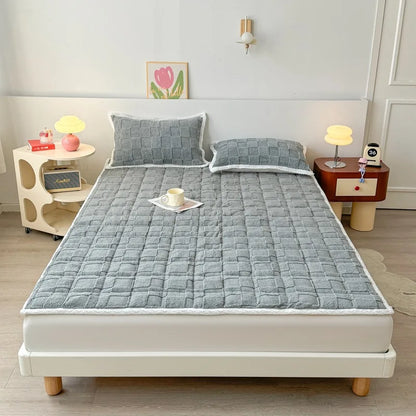 Winter Taft Velvet Mattress Topper Pad Fleece Bedspread Fold Non-slip Thin Tatami Mat Student Dormitory Bed Sheet Mattress Cover