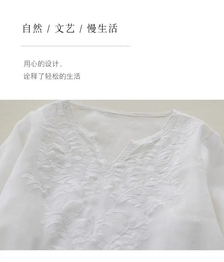 Ethnisches Vintage-Kurzarmkleid aus schwerer Stickerei aus Baumwolle und Leinen für Damen, lockeres langes Sommerkleid mit V-Ausschnitt und elegantem Stil.