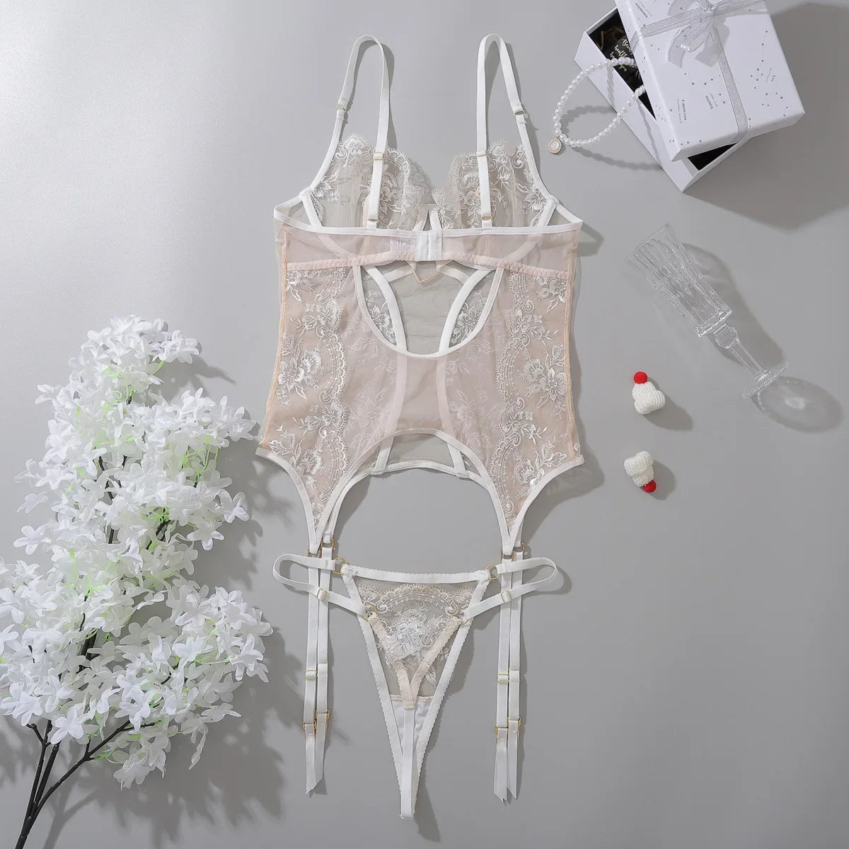 French Style Sweet Flower Embroidery Lingerie Women's Sexy Mesh Love Ring Decor Complex Underwear Female Perspective T-back Suit