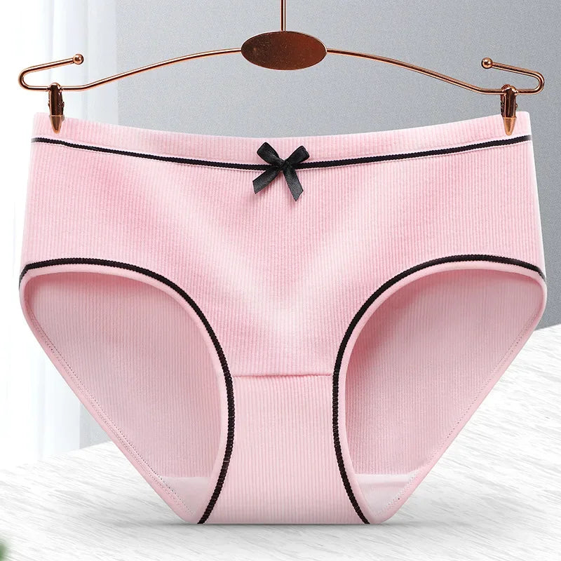 Ladies Cotton Underwear Panties Girls Sexy Seamless Antibacterial Crotch Breathable Briefs Mid-waist Large Size Women's Panties.