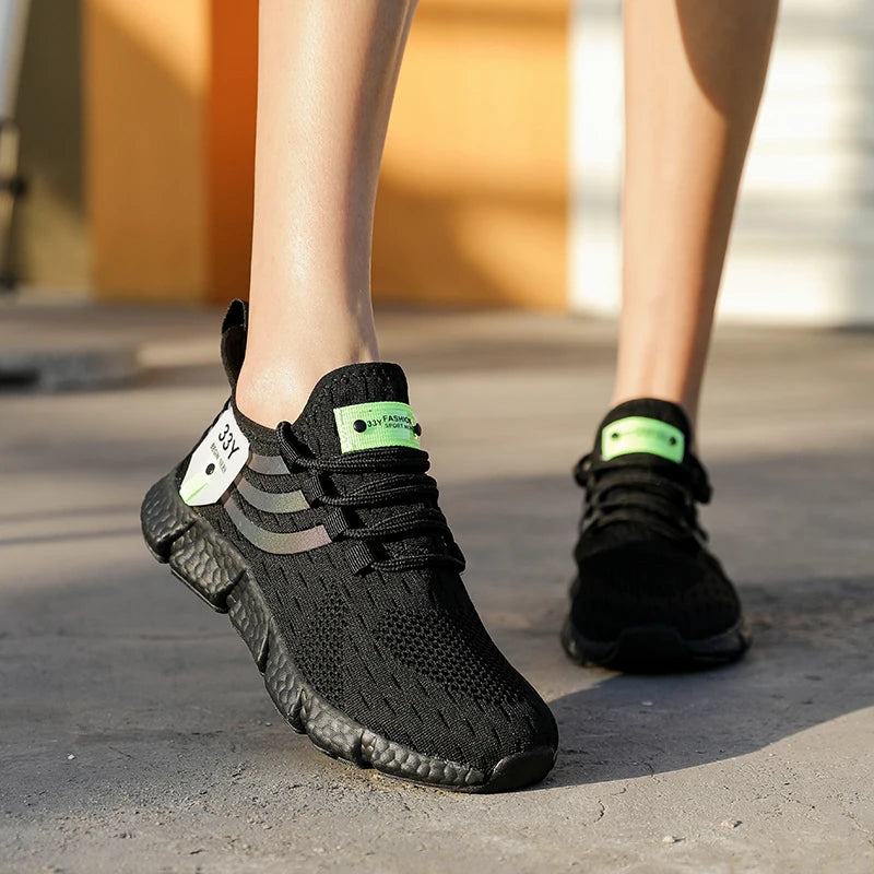 Men Casual Sport Shoes Breathable Lightweight Sneakers Outdoor Mesh Black Running Shoes Athletic Jogging Tenis Walking Shoes.