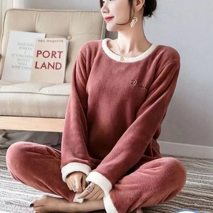 2 Teile/satz Verdickte Warme Flanell Plus Größe frauen Pyjamas Tops und Hosen Nachtwäsche Homewear Winter Cartoon Bär Nachtwäsche
