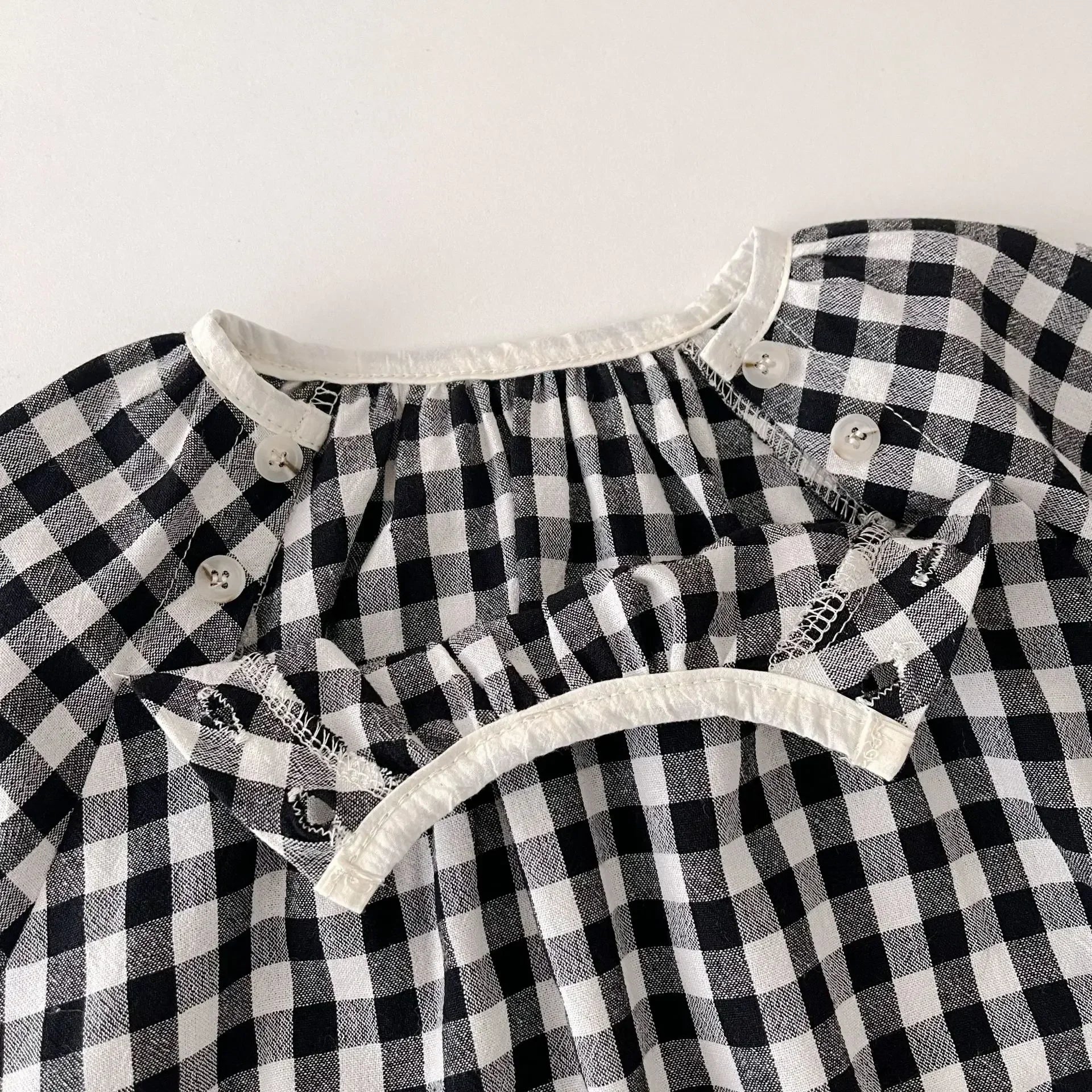 Frühling Herbst Ins Neugeborenen Plaid Langarm Body Lose Junge Baby Onesie Casual Kind Mädchen Baumwolle Strampler Kleinkind Kleidung.