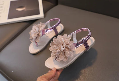 Girls Sandals 2023 Summer New Bling Flowers Baby Children Fashion Soft Bottom Student Shoes Kid's Slippers Pink Flats Flip Flops.