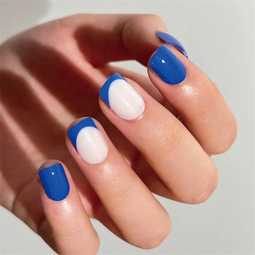24Pcs/Set White Wave Minimalist Style Fake Nails Full Coverage Adhesive Artificial Wearing False Nails French Press on Nail Tips