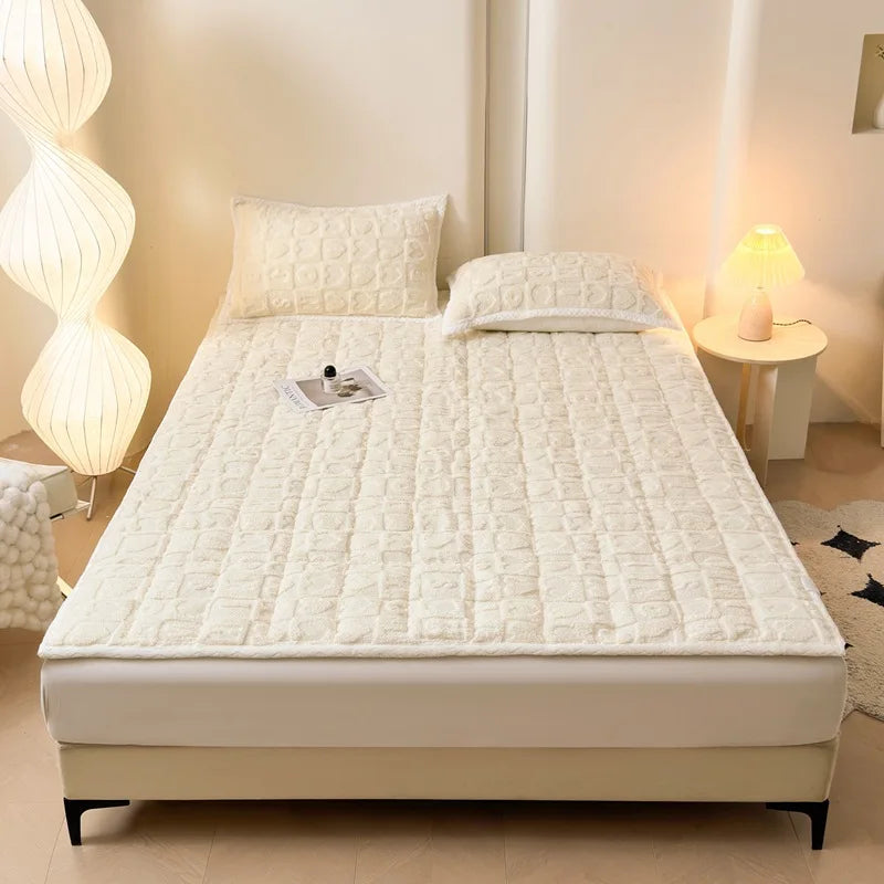 Winter Taft Velvet Mattress Topper Pad Fleece Bedspread Fold Non-slip Thin Tatami Mat Student Dormitory Bed Sheet Mattress Cover