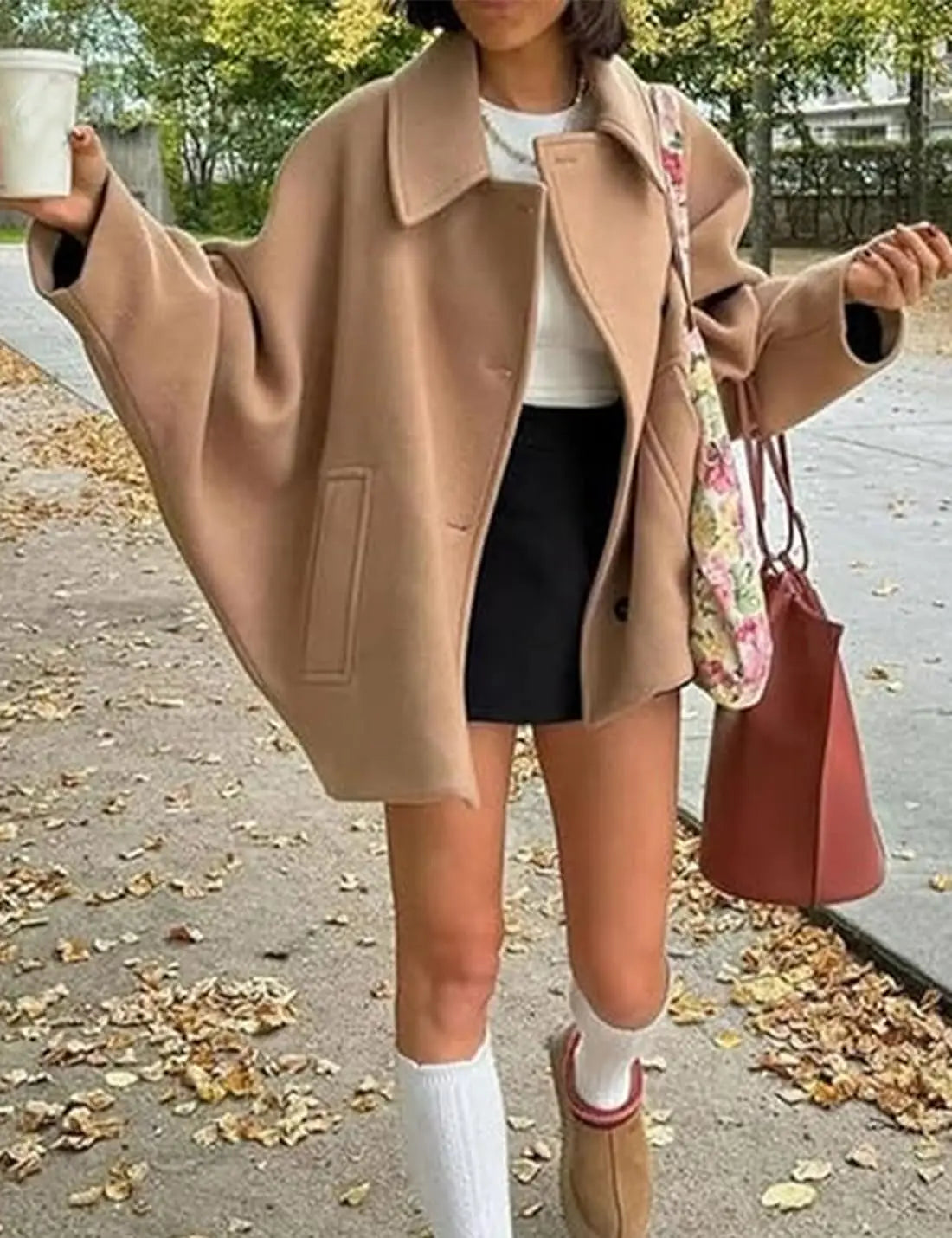 ZBZA Damen Schräge Knopf Lose Fledermausärmel Jacke Mantel Revers Langarm Doppeltasche Warm Solide Farbe Vintage Oberbekleidung Herbst Winter Neue Weibliche Chic Mantel.