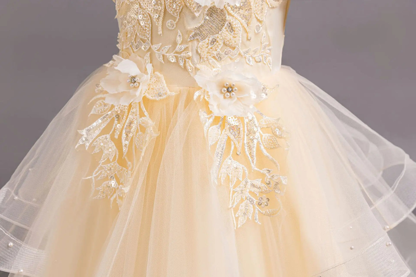 Neues Blumenmädchen-Hochzeitskleid Mädchen-Partykleider, elegantes Mädchen-Walking-Show-Abendkleid für 4–12 Jahre alte Kinderkleidung.