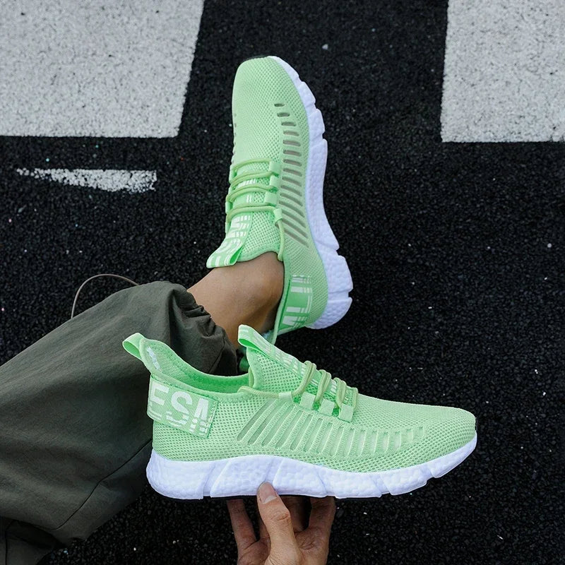 Summer Men Sneakers Lightweight Breathable Mesh Outdoor Casual Shoes Fashionable Tennis Training Shoes Men's Shoes Free Shipping.