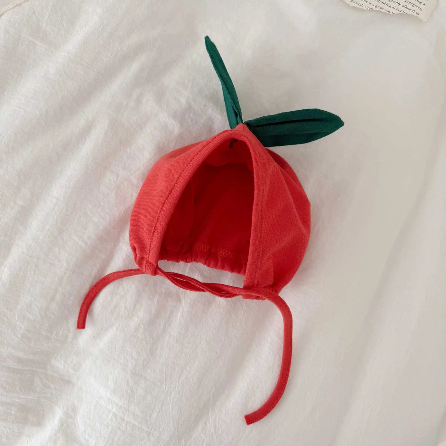 Baby Kleidung Sommer Baby Junge Mädchen Bodysuit Nette Tomaten Druck Ärmellose Infant Sling Onesie + Hut 2Pcs Neugeborenen Fotografie outfit.