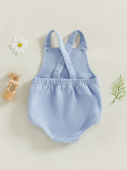 Baby-Overall, ärmellos, quadratischer Ausschnitt, Buchstaben-Stickerei, Strampler für Neugeborene, einjähriges Outfit für Jungen und Mädchen.