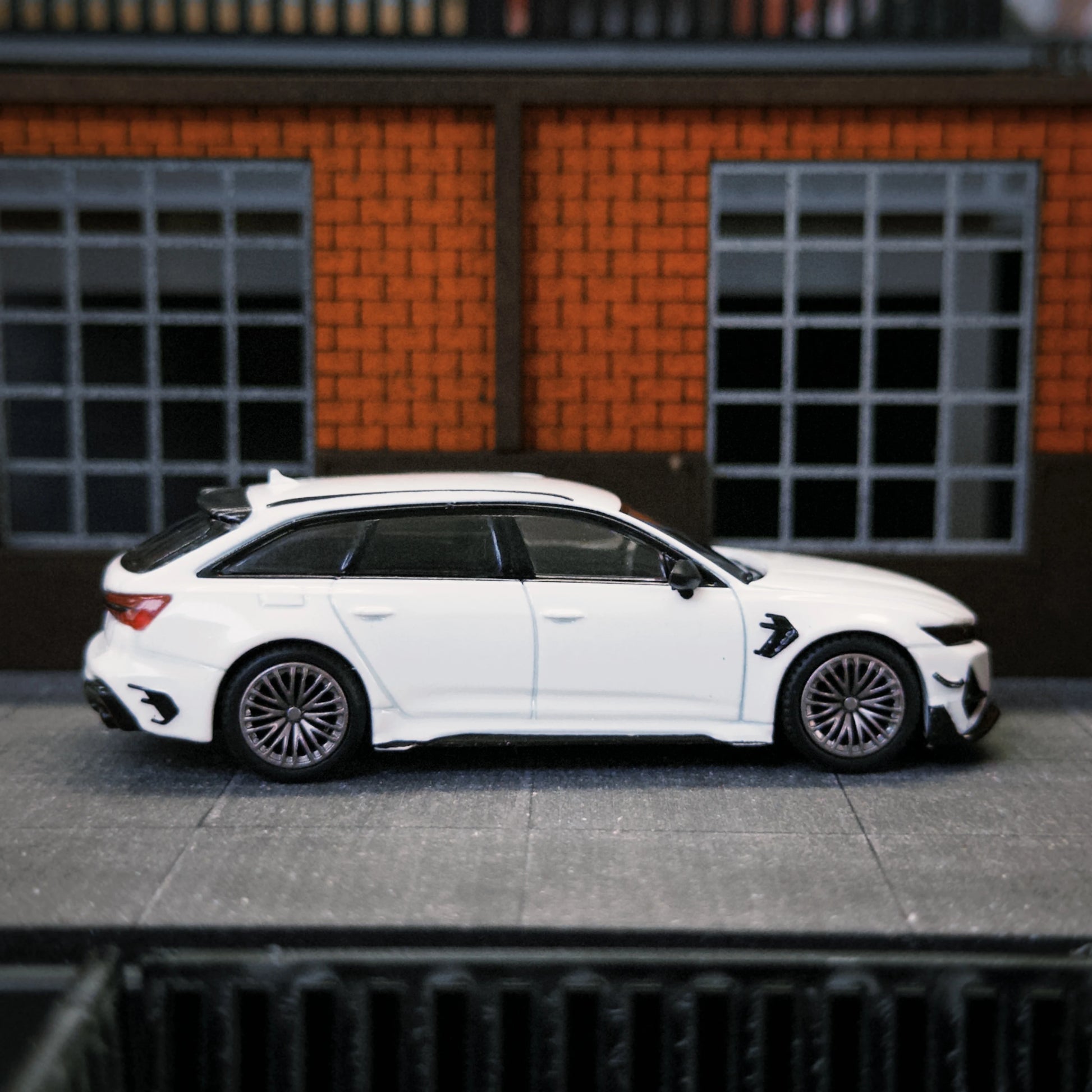 MGT 1/64 RS6 ABT Alloy Diecast Model Car Collection Toy Station Vehicle Gift For Adults （Without  packaging）.