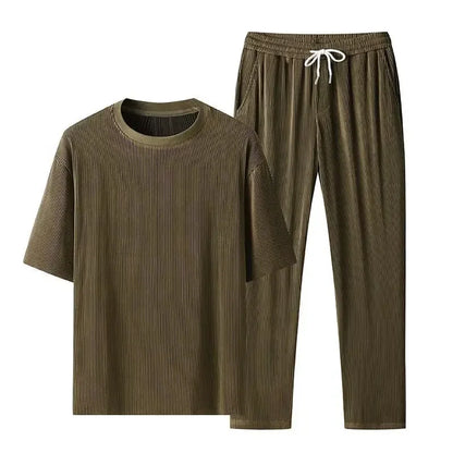 High-End Ice Silk Men's Sports Suit Casual Home Use Long Pants Short Sleeves Quick Drying Top Set Summer Collection.