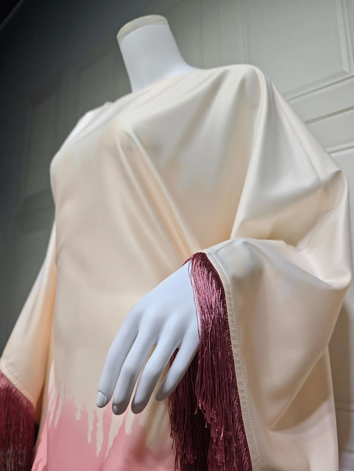 Uni Tassel Gradient Dubai Muslim Abaya For Woman O-Neck Elegant Casual Loose Moroccan Saudi Kebaya Fashion Party Dress 2025