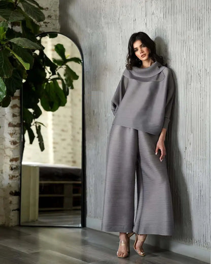 YUDX Miyake Pleated New Women's Fashion Clothing Set, Stand Up Collar Bat Sleeve Top, Wide Leg Pants Two-piece Set.