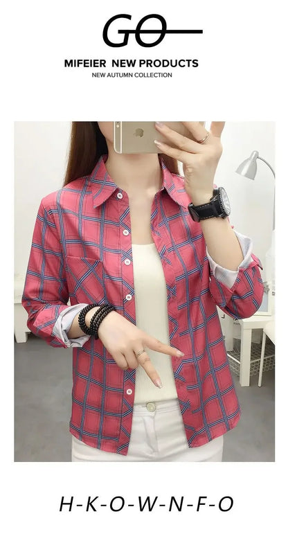 2024 herbst Neue College Stil Plaid Shirts frauen Lange hülse Taste Unten Casual Tops Lose Mode Polo Neck Blusen
