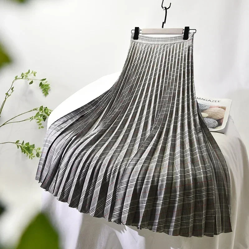 Looks Thin Pleated Skirt 2025 New High Waist A-line Skirt Mid-length Big Size Plaid Skirt Long Pleated Skirt Length 75-90cm