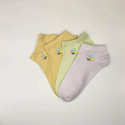 4 Pairs Cotton Women's Boat Socks No Show Socks Set for Lady White Invisible Cotton Socks Pack Pink Black Breathable Summer