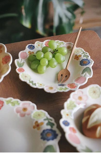 Floral Embossed Rim Soup Dessert Plate - Elegant Ceramic Appetizer Dish for Breakfast, Cafe Dining, Home Kitchen Tableware Set