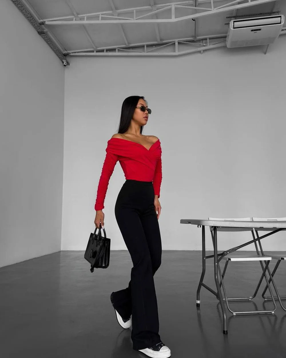 Sexy Hot Girl Slim Jumpsuits Women Fashion Solid Color Folds Corset Bodycon Crossed Bodysuits Long Sleeves Trendy Lady Rompers.