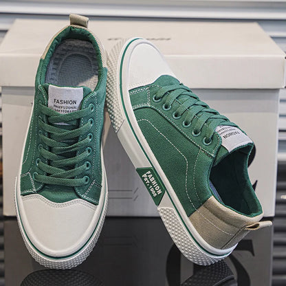 Atmungsaktive Herren-Skateschuhe aus Segeltuch mit weicher Sohle, lässige Turnschuhe, trendige, vielseitige, leichte, rutschfeste Slip-On-Sportschuhe, Größe 37–48