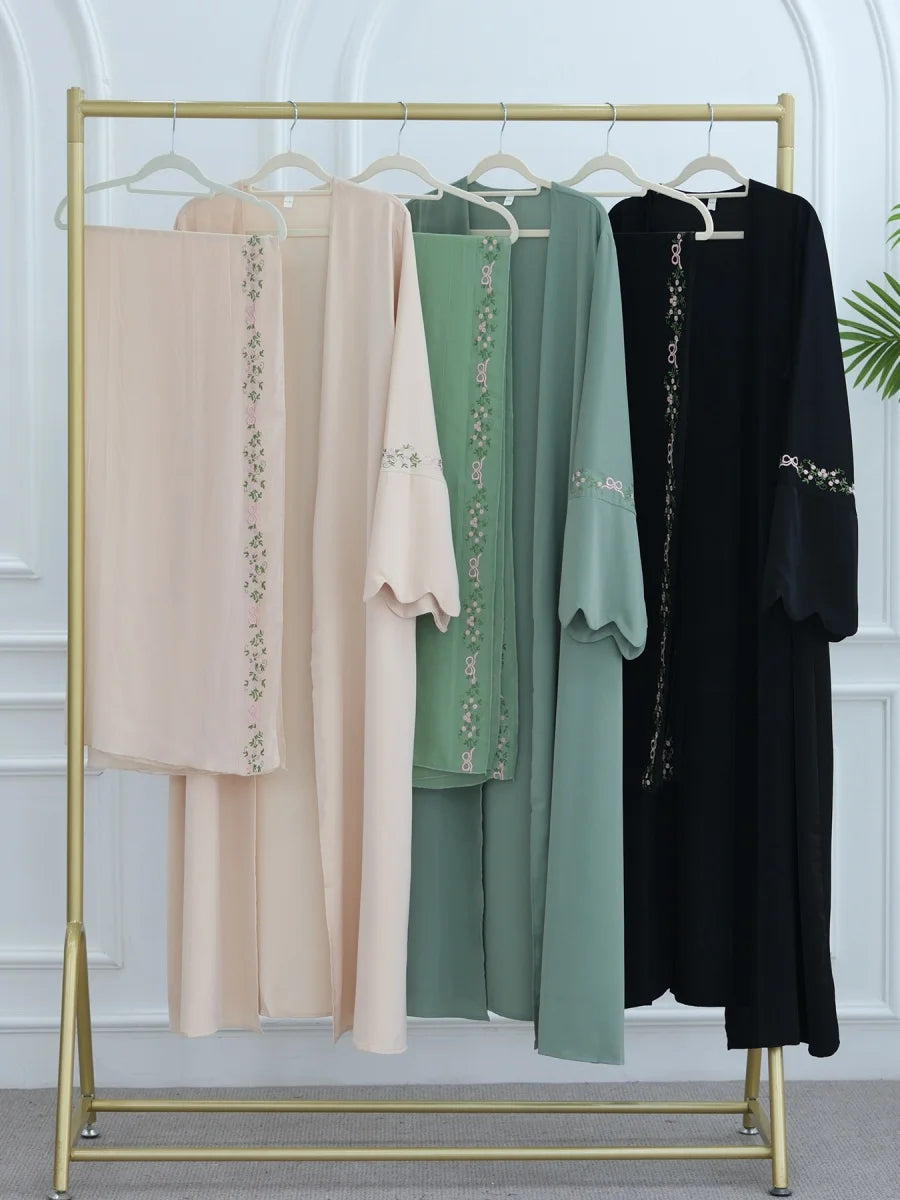 Middle East Women Arabic Dubai Abaya Luxury Kimono Cardigan Floral embroidery Long Dress Modest Robe Femme Islam Clothing Kebaya.