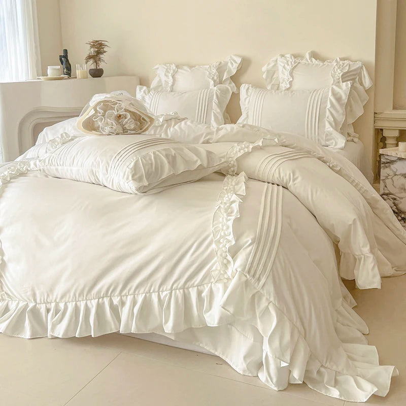 Korean Princess Style Lace Ruffles Bedding Set Solid Color Duvet Cover Set Flat/Fitted Bed Sheet Pillowcases With Pillowcases.