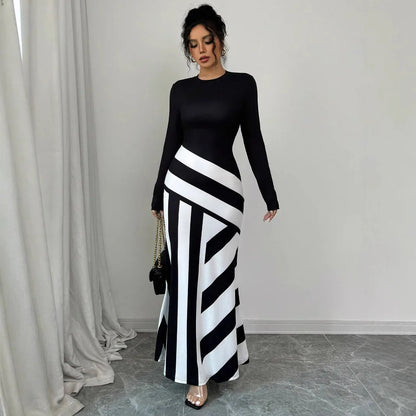 Sexy frauen Maxi Kleider Neue Herbst Streetwear Fashion Schwarz Weiß Patchwork Beiläufige Dünnes Kleid Elegante Gestrickte Kleider Kleidung