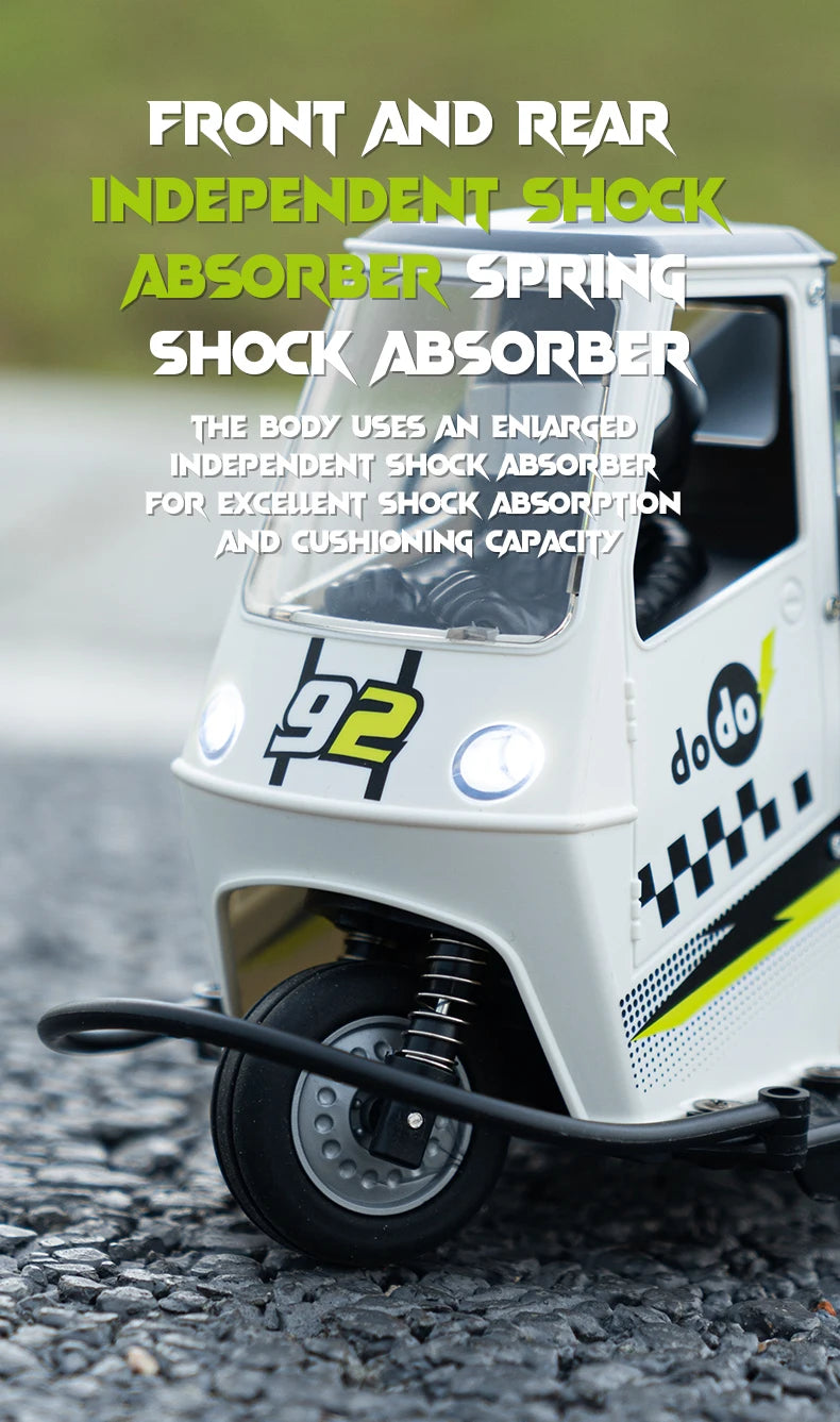 ZWN S810 Three Wheels RC Car With Lights Spray 2.4G Remote Control Electric High Speed Emulation Motorcycles Toys For Kids.