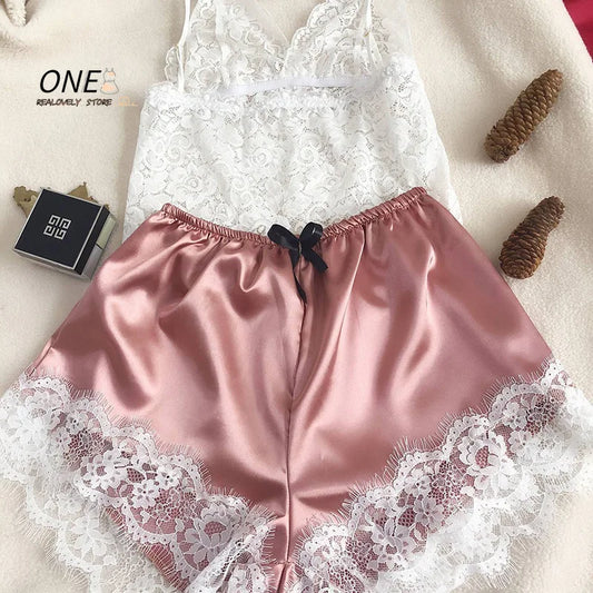 Sommer 2Pcs frauen Neue Sexy Spitze Sehen-Durch Pyjamas Schwarz Rosa Nette Kleidung Atmungsaktivem Hosenträger Shorts set
