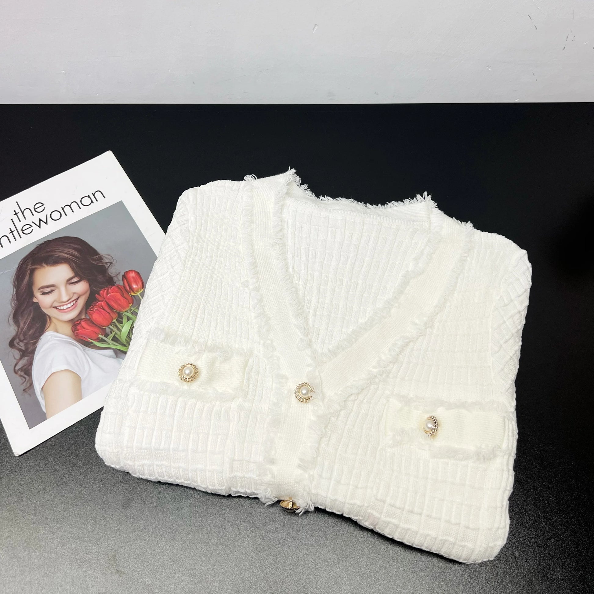 YuooMuoo 2023 Neue Ankunft Frauen Gestrickte Lange Kleid Elegante V-ausschnitt einreiher Split Pullover Kleid Büro Dame Vestidos.