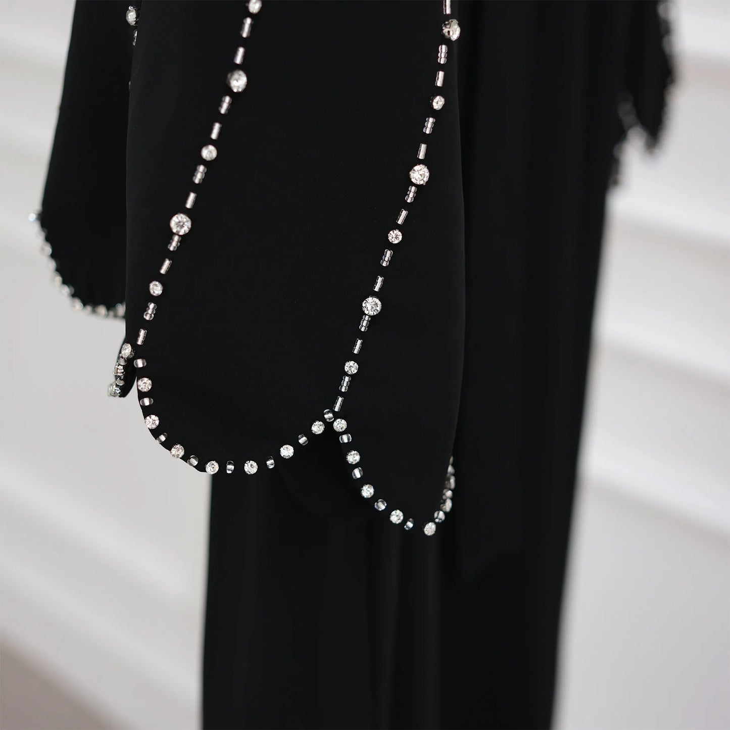 Middle Eastern Modest Dress with Pearl Sleeve for Muslim Women Ramadan Dubai Black Abaya Islam Party Jalabiya Outfit Turkey Robe.