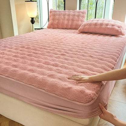 Velvet Mattress Cover Pad Fluffy Plush Fitted Bed Sheet Fleece Bed Cover for Double Bed Winter Warm Bed Dust Mite Queen Size