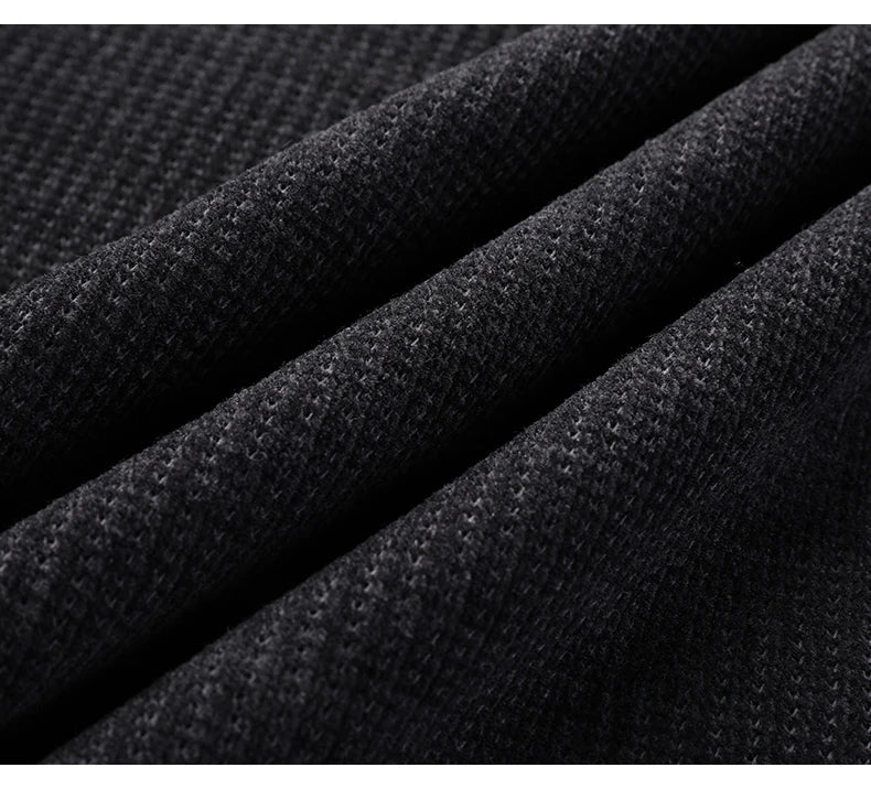 Fleece-Lined Knitted Pullover Sweater Casual Jumper for Men Insulated Warm Long Sleeve Thick Material Round Neck Design.