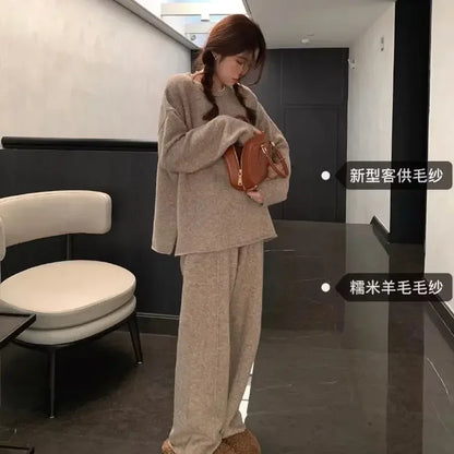 Koreanische Version des weichen, wachsartigen, faulen Wind-Stricksets 2024, sanfter Rundhalspullover, Pullover, weites Bein, Hose, zweiteiliges Set für Damen