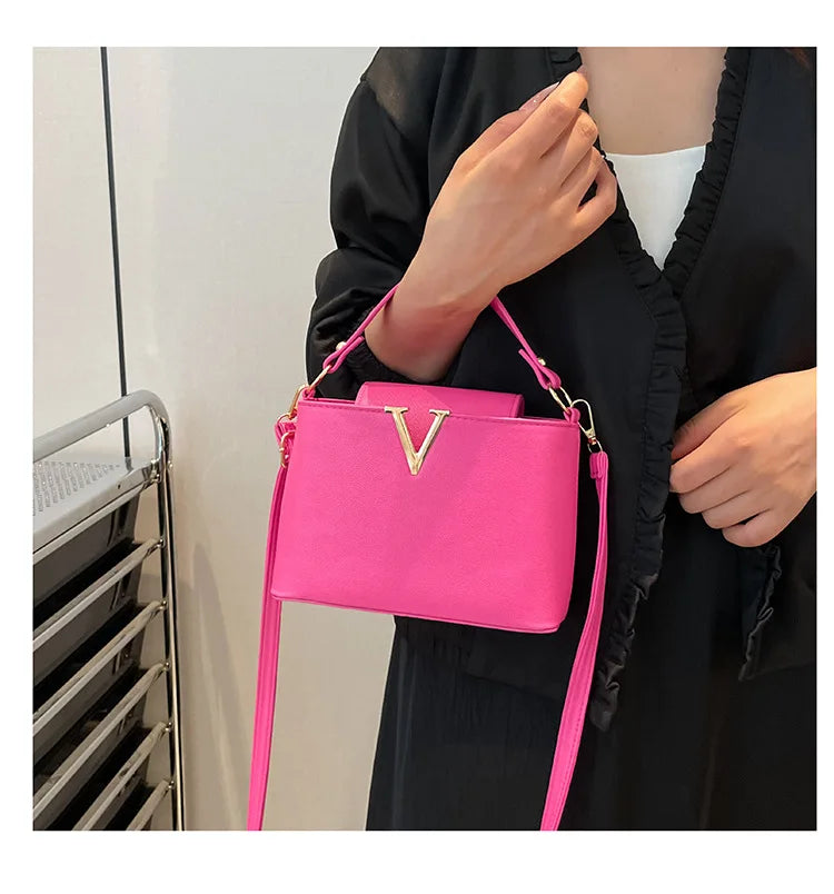 Luxury Women's Tote Bag, Chic V Shaped Stylish Pu Leather Bucket Bag, Top Cover Handbag Women Shoulder Crossbody Bag for Woman