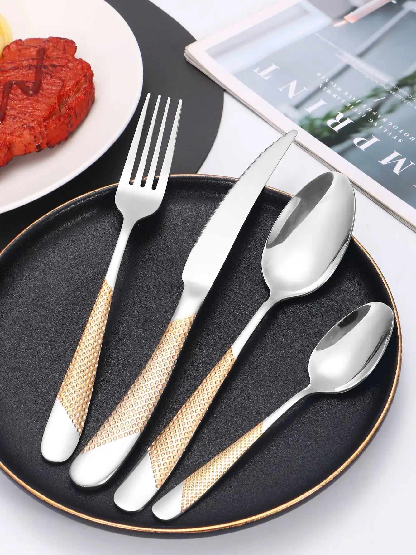 24pc Stainless steel tableware star steak knife and fork dessert fork spoon family suits.