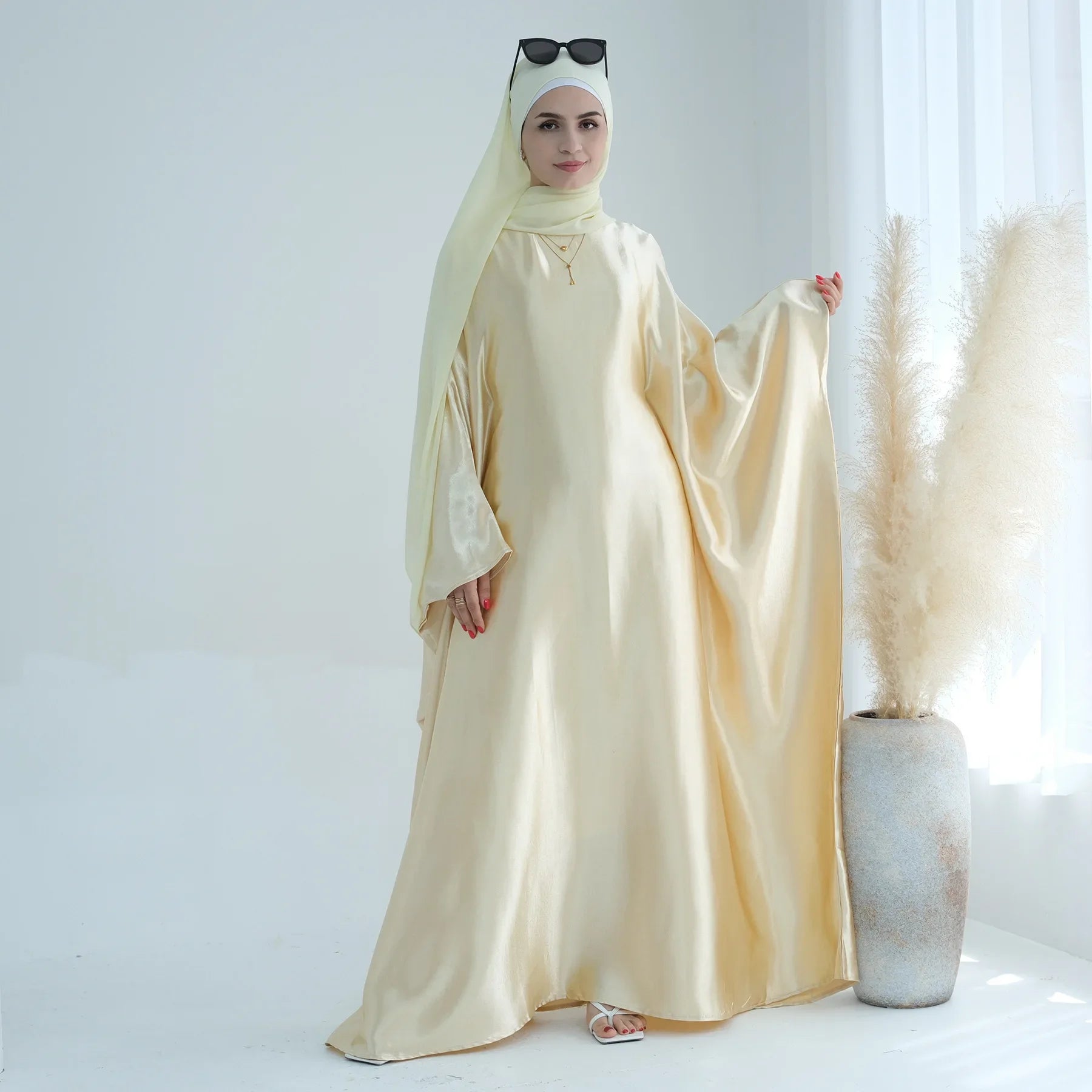 Batwing Butterfly Satin Abaya Dubai Luxury Muslim Kaftan Maxi Dress Abayas For Women Kebaya Robe Caftan Marocain Femme Vestidos.