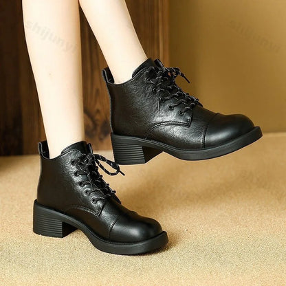 Women Short Boots 2025 Autumn Winter New Fashion Lace Up Vintage Middle Heel Shoes Outdoor Non Slip Height Increase Ankle Boots.