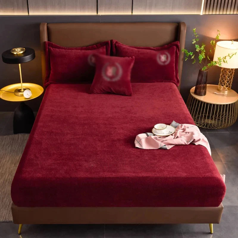 Thickened Velvet Mattress Cover High-quality Solid Color Bedspread Latex Mattress Elastic Soft Mattress Covers 160/180/200x200cm.