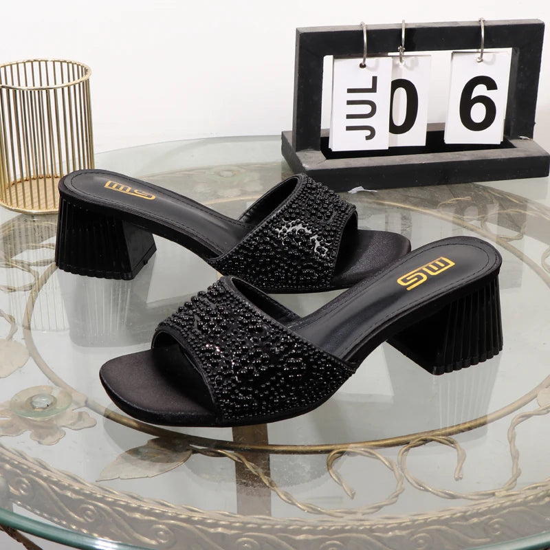 High-heeled slippers 2024 summer fashion new thick with square head luxurious ladies slippers coarse heel 6CM.