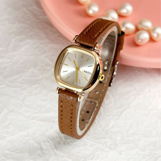Hot Sale Women Watch Simple Small Dial Quartz Watches Luxury Ladies Gift Wristwatch Fashion Student Leather Strap Clock Relógio.