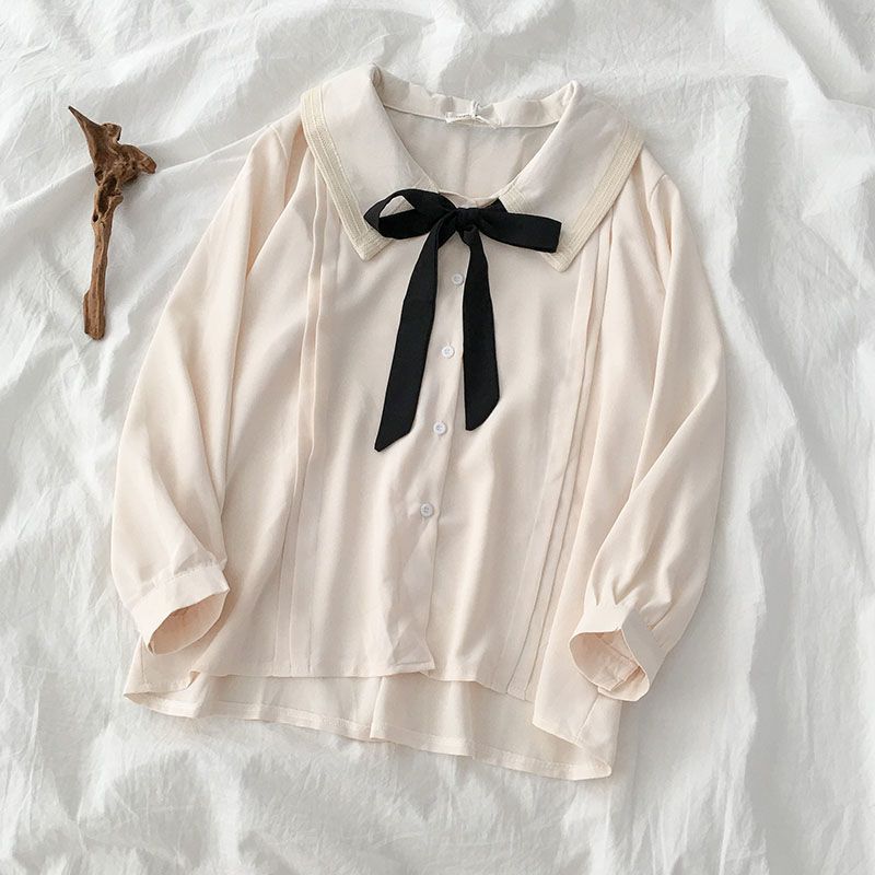 Large Size Niche Design Sense Single-breasted Women Shirt Autumn New Korean Lace-up Bow Blouse Female Solid Color Women Shirt.