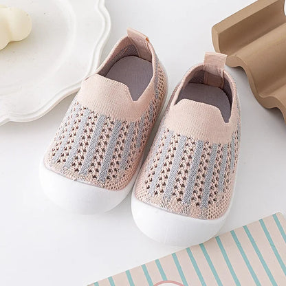 Baby Walking Shoes Summer 2025 New Soft Sole Breathable Mesh Stay-On Anti-Slip Sock Shoes for Infant Boys Girls