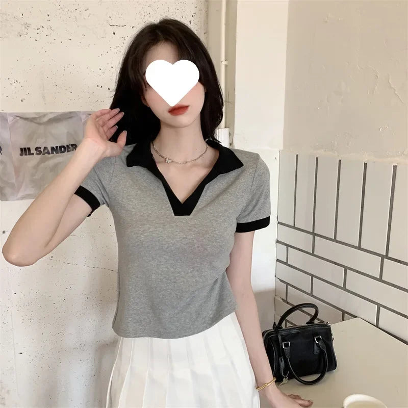 Plus Size Slimming Effect plus Size Women's Polo Neck T-shirt 200 Pounds Large Code College Style Top for plus Size Women.