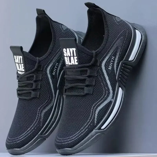 Vulkanisierte Herrenschuhe 2025, Frühling, atmungsaktiv, rutschfest, Plattform, modisch, neue koreanische Laufschuhe, schwarze Turnschuhe, Schuhe für den Außenbereich