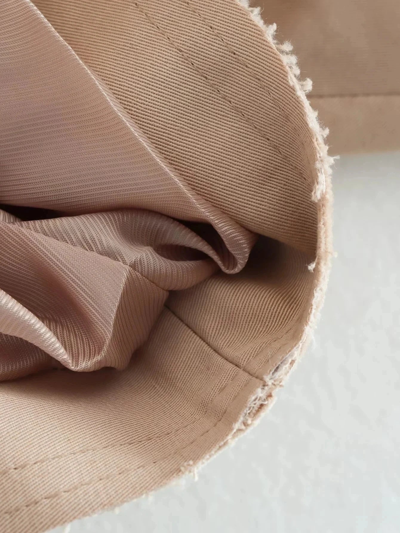 2024 Belt Cropped Trench Spring Jacket Women Vintage Streetwear Double Breasted Long Sleeve Top Female Coat Outfits.