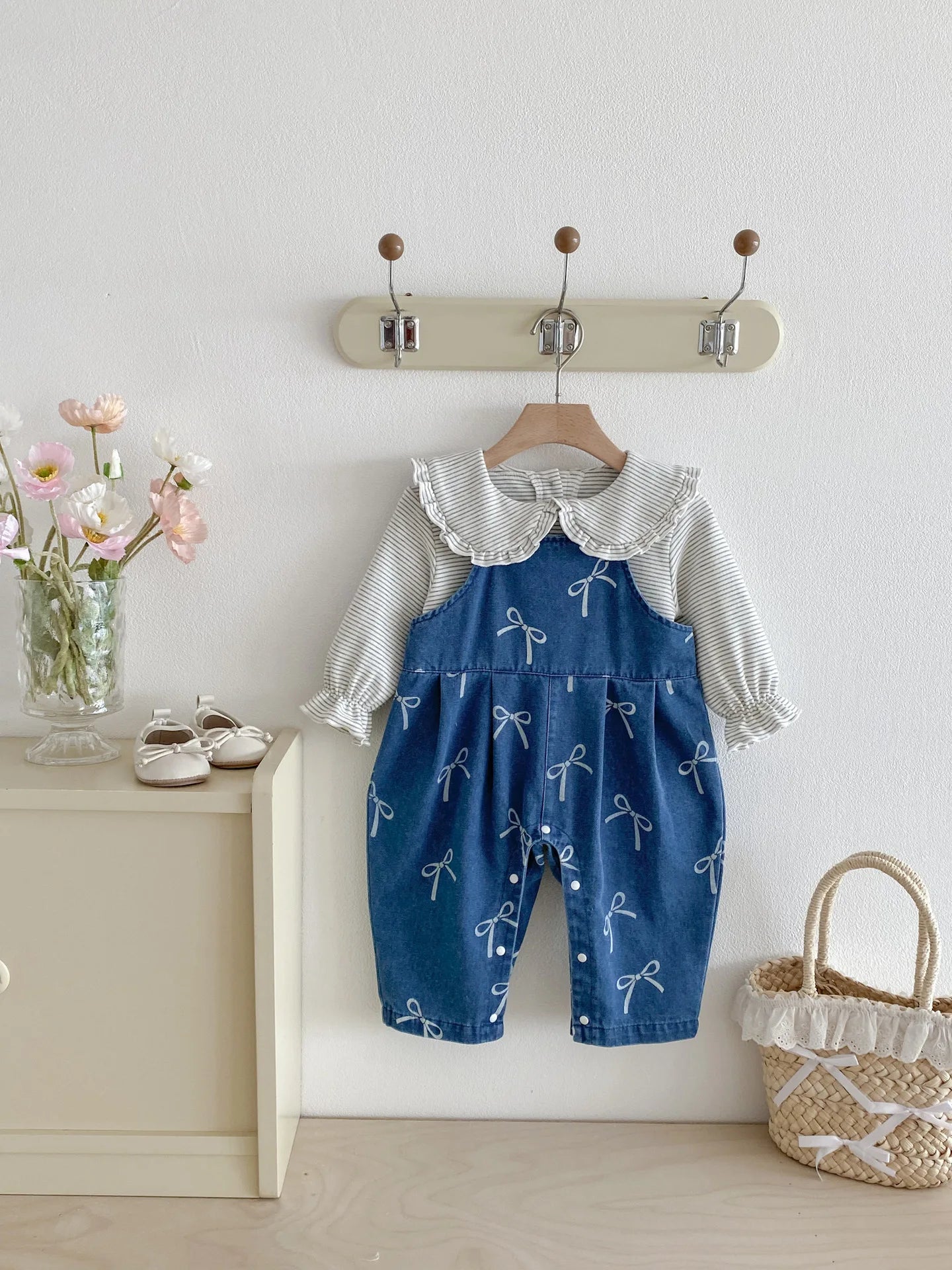 Baby Kleidung Herbst Neue Set, Kinder Koreanische Denim Overalls Zwei-stück Set, Ein Jahr Altes Baby Herbst Outfit.